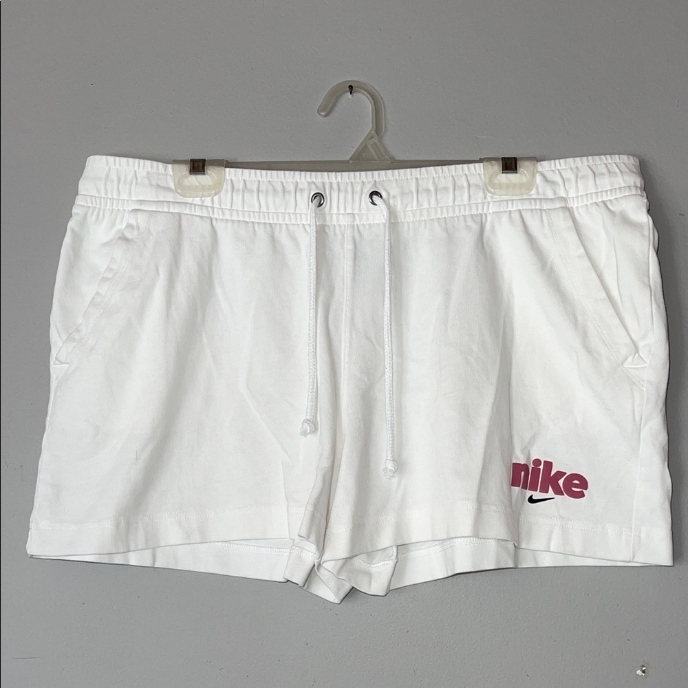 Nike Sportswear Bonded shorts